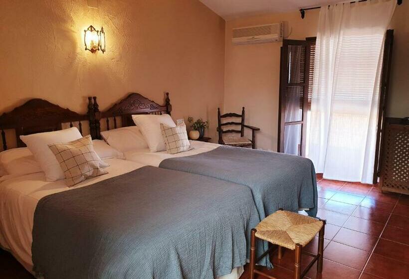 غرفة سوبيريور مزوَّدة بتراس, Hospedium Hotel Val De Pinares