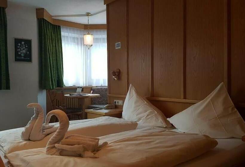 标准间, Lärchenhof