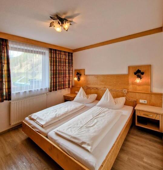 带2个卧室的公寓, Lärchenhof