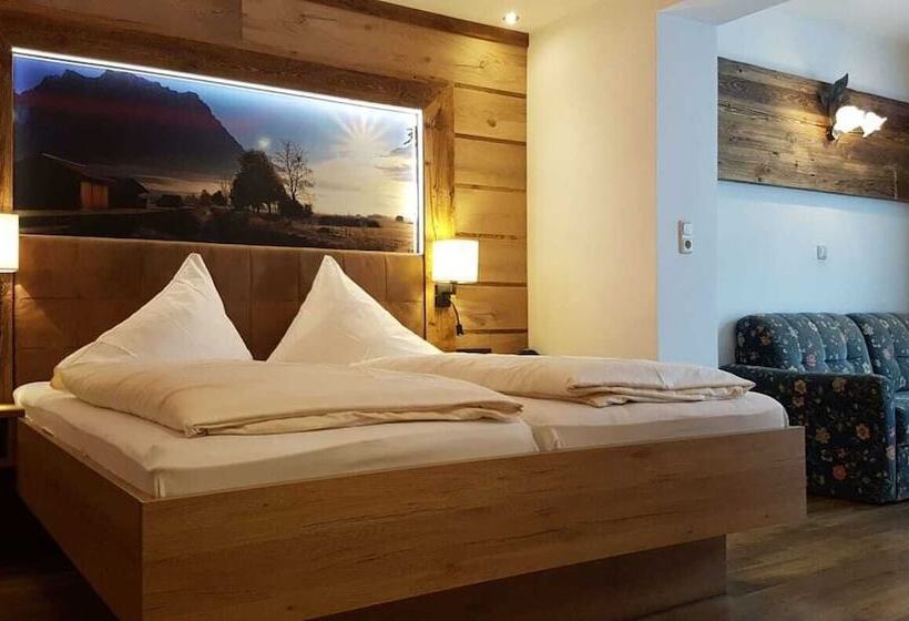 家庭间, Lärchenhof