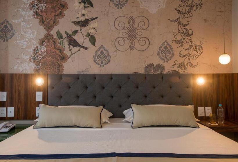 수피리어 룸, Luzeiros Recife