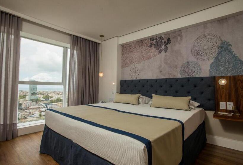 디럭스 룸, Luzeiros Recife