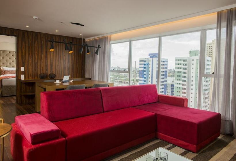 Президентский Люкс, Luzeiros Recife