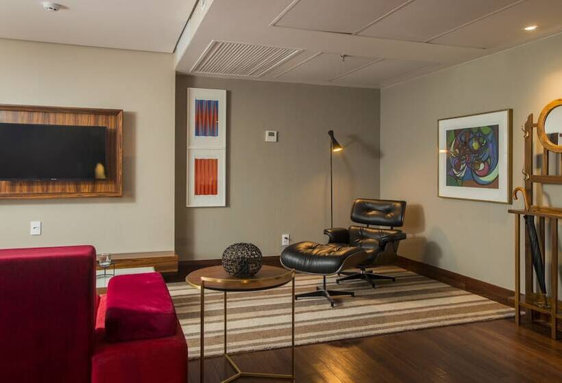 이그제큐티브 스위트, Luzeiros Recife