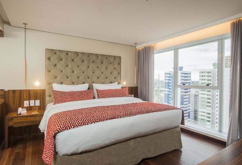 이그제큐티브 스위트, Luzeiros Recife