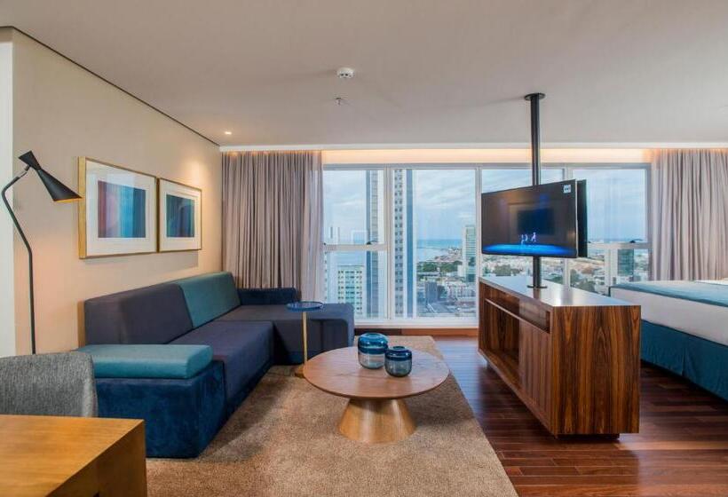 이그제큐티브 스위트, Luzeiros Recife