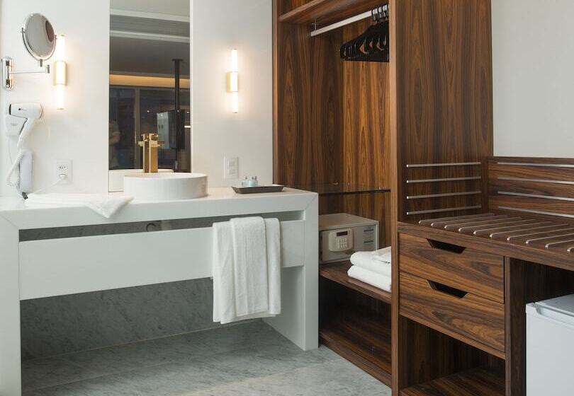 이그제큐티브 스위트, Luzeiros Recife