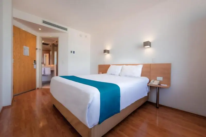 スタンダードルーム, Sleep Inn Leon Antares