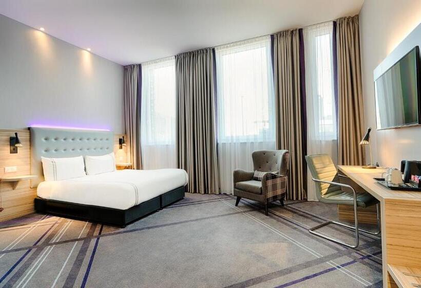 Номер Стандарт Адаптированный для Инвалидов, Premier Inn Hannover City University