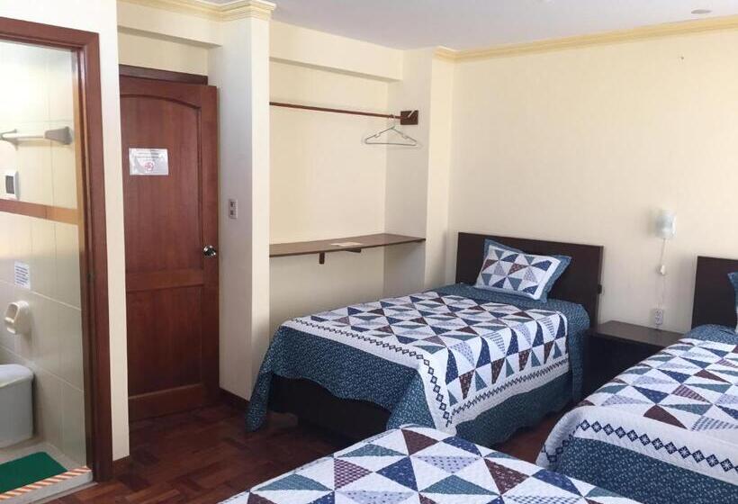 اتاق ساده سه‌ نفره, Residencial Alta Vista