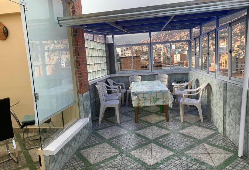 اتاق ساده سه‌ نفره, Residencial Alta Vista