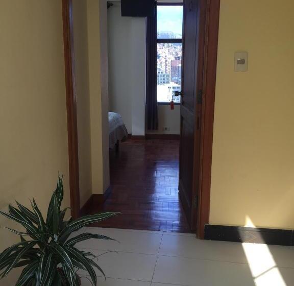 اتاق کلاسیک چهارنفره, Residencial Alta Vista