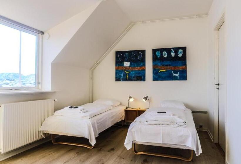 اتاق خانوادگی, Søma Ilulissat