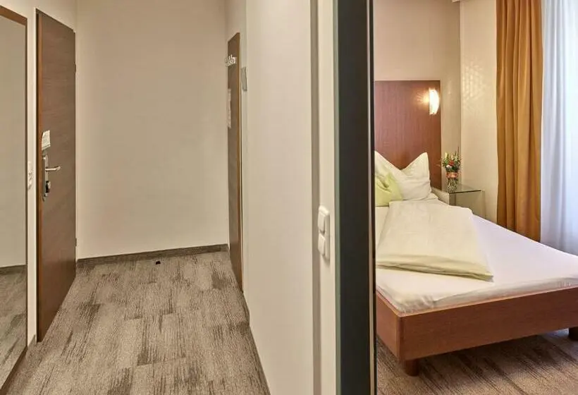 スタンダードトリプルルーム, Stadthotel Schärding
