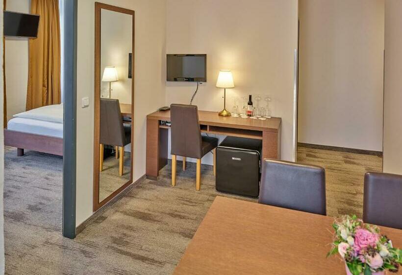 スタンダードトリプルルーム, Stadthotel Schärding