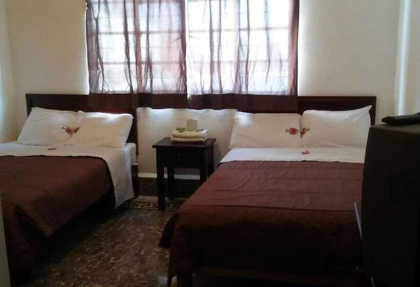 اتاق استاندارد سه نفره, Suites Ripoll Córdoba
