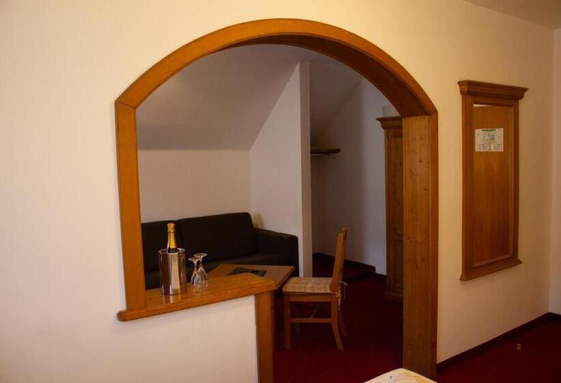 スタンダード4人部屋, Landgasthof Stranachwirt