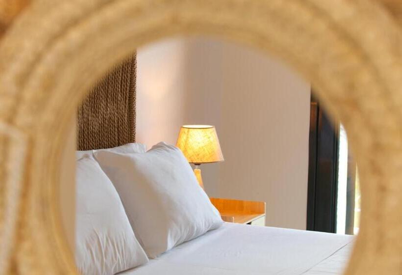 اتاق استاندارد چهار تخته, Koukounari Apartments