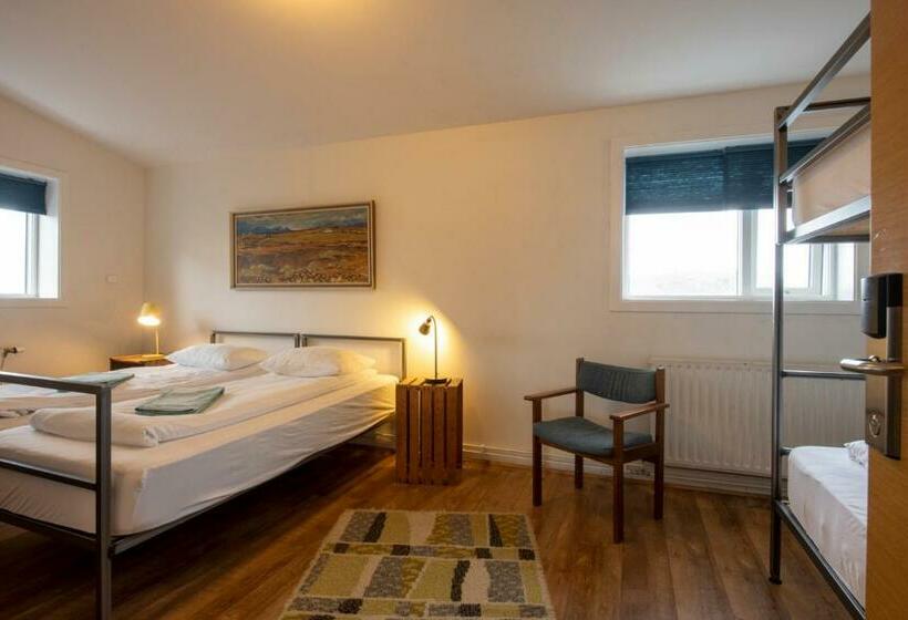 Familienzimmer Geteiltes Bad, Sjávarborg