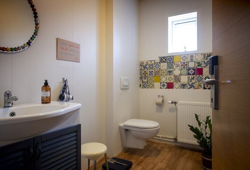 Standardzimmer Geteiltes Bad, Sjávarborg