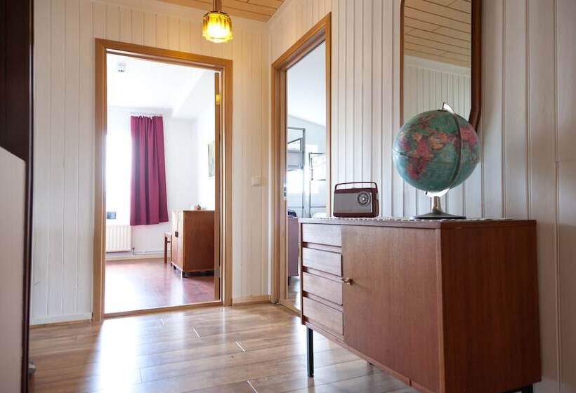 Standardzimmer Geteiltes Bad, Sjávarborg