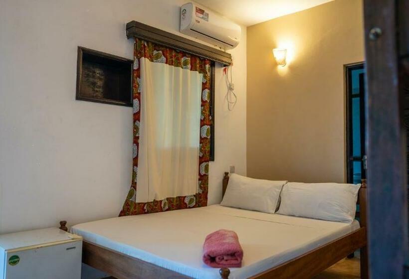 اتاق خانوادگی, Tulia House Backpackers