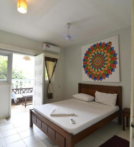اتاق اکونومی, Tulia House Backpackers