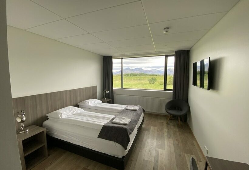 اتاق استاندارد, Milk Factory