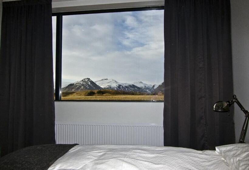 اتاق استاندارد, Milk Factory