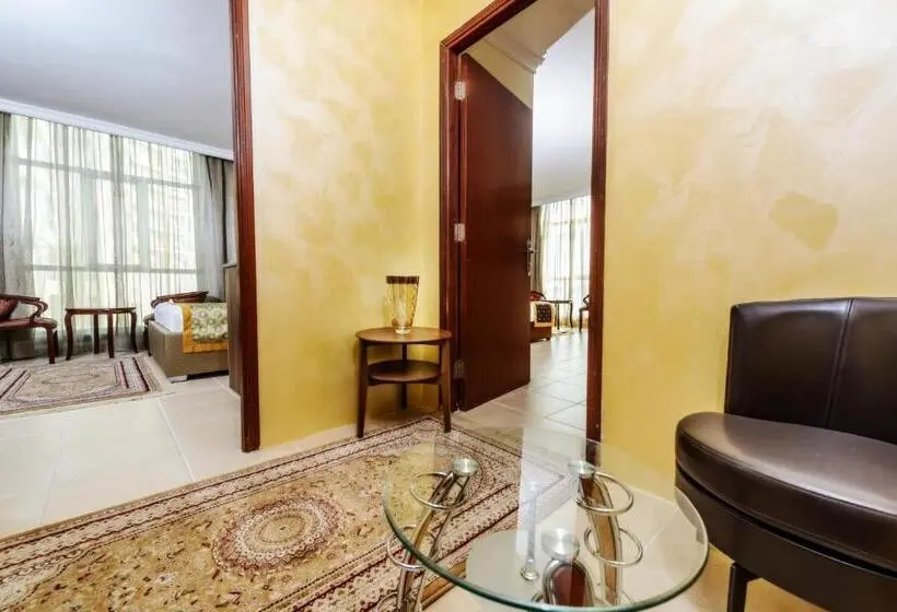 سوییت خانوادگی, Bravo Royal Hotel Suites