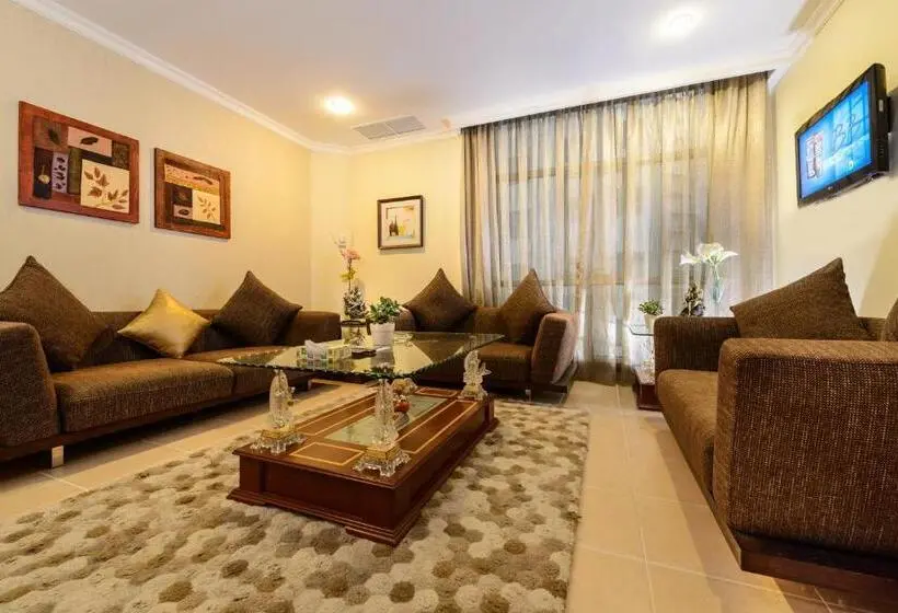 استودیوی لوکس, Bravo Royal Hotel Suites