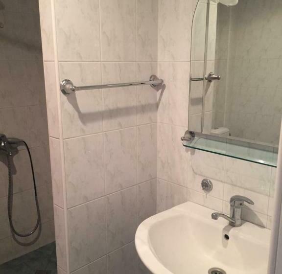 침실 1개 아파트, Center Hostel And Tours