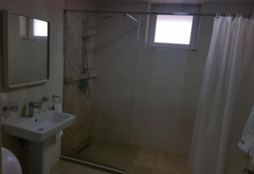 آپارتمان 1 خوابه با بالکن, Cross Resort