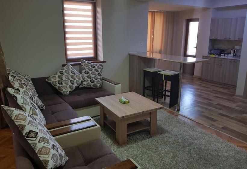 침실 3개 아파트, Cross Resort