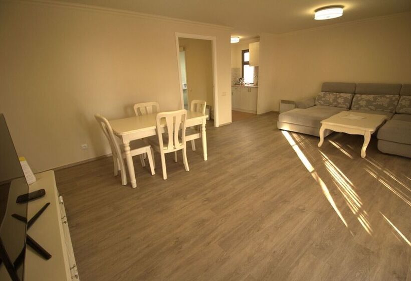 침실 1개 주택, Cross Resort