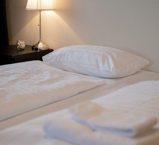 اتاق استاندارد با سرویس بهداشتی مشترک, Fisherman Guesthouse Sudureyri