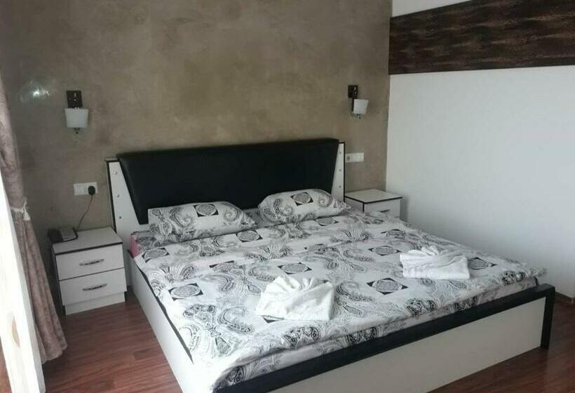 اتاق استاندارد با بالکن, Albatros