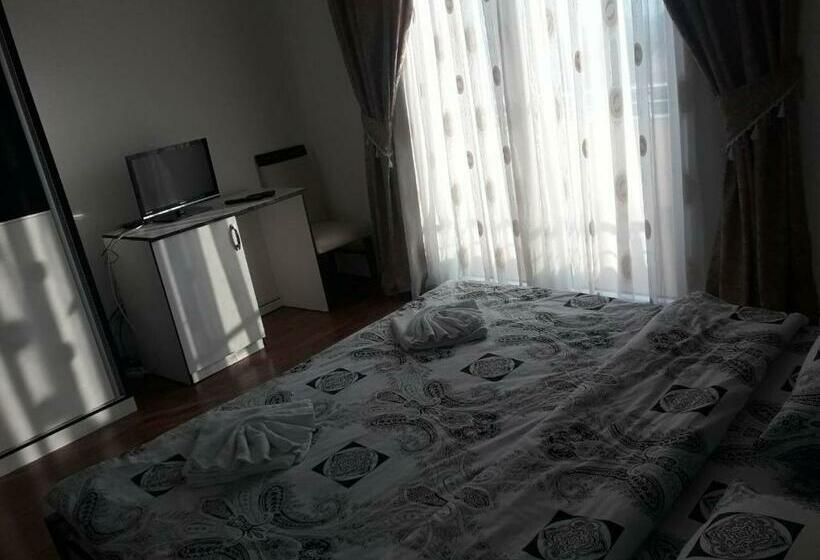 اتاق استاندارد با بالکن, Albatros