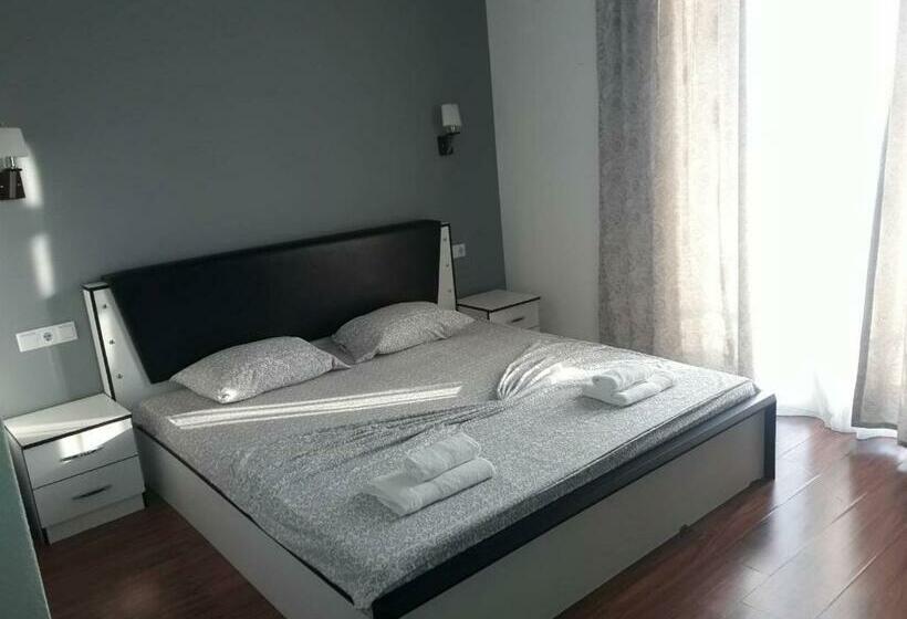 اتاق استاندارد با بالکن, Albatros