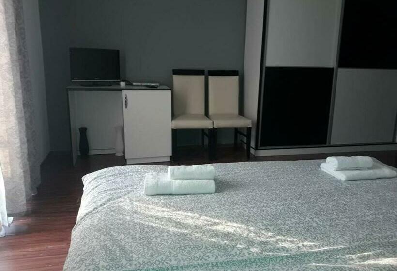 اتاق استاندارد با بالکن, Albatros