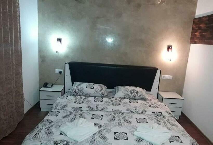 اتاق استاندارد با بالکن, Albatros