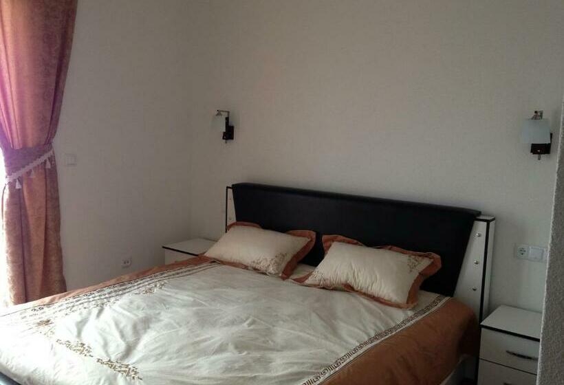 اتاق استاندارد با بالکن, Albatros