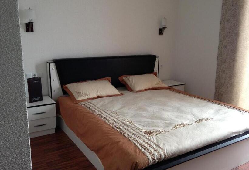 اتاق استاندارد با بالکن, Albatros