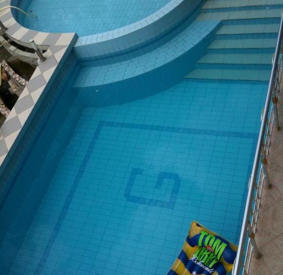 اتاق استاندارد یک نفره, Albatros