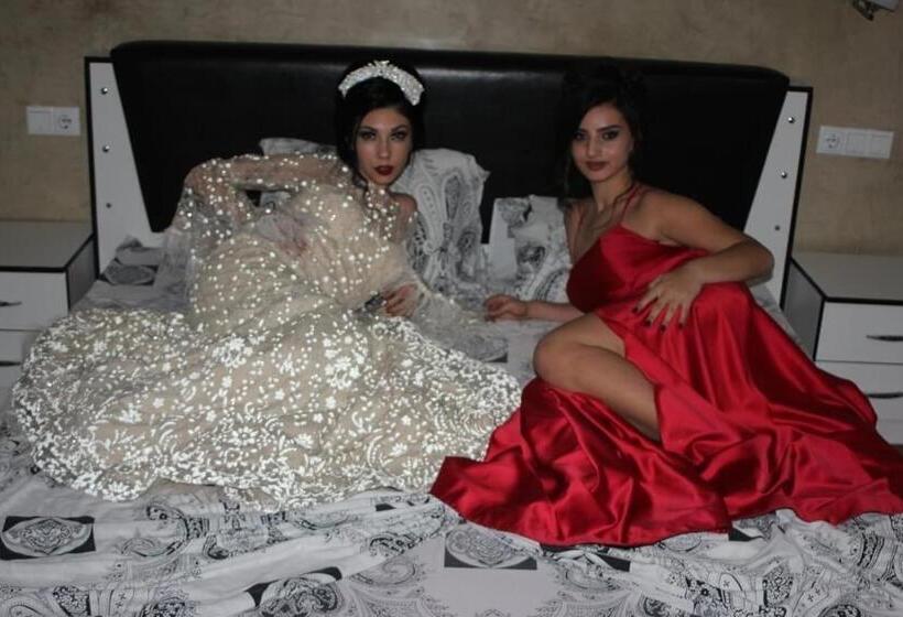 اتاق استاندارد سه نفره, Albatros