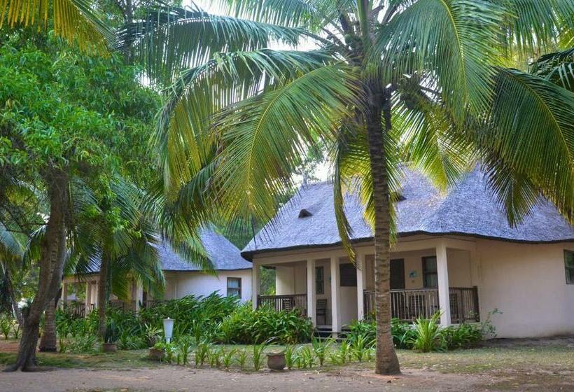 بانگلوی استاندارد با چشمانداز دریا, Auberge De Grand Popo