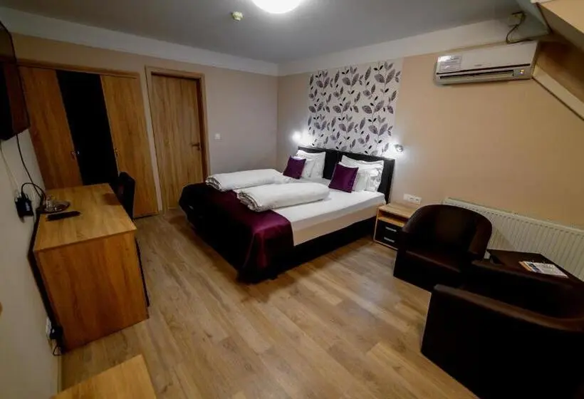 Deluxe-huone Parveke, Az Idill