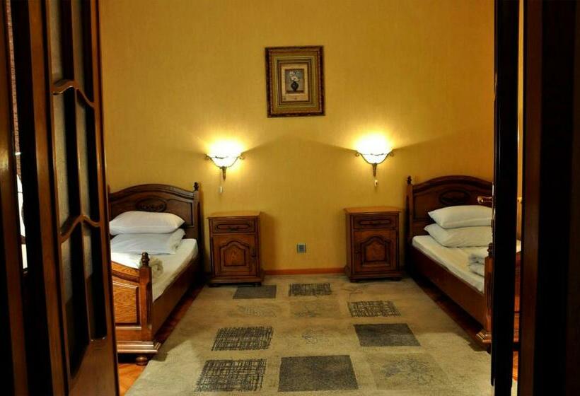 اتاق استاندارد, Ganja