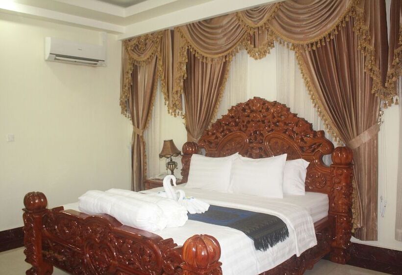 סוויטה, Monorom 2 Vip