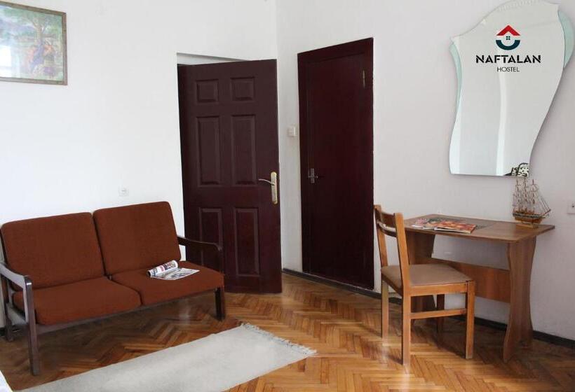 اتاق استاندارد سه نفره, Naftalan Guest House